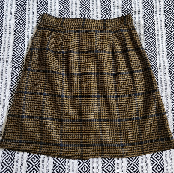 Frnch mini skirt - Picture 2 of 6